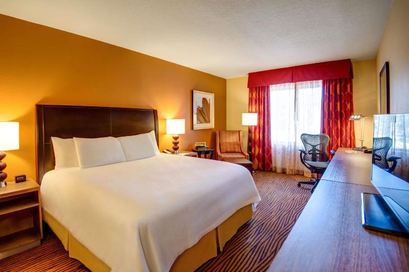 Hilton Garden Inn Tampa Ybor Historic District - image 21