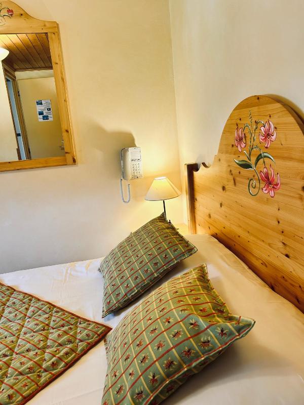 Single Room - Attic image 4