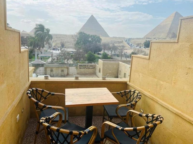 Great Pyramid Inn - image 9