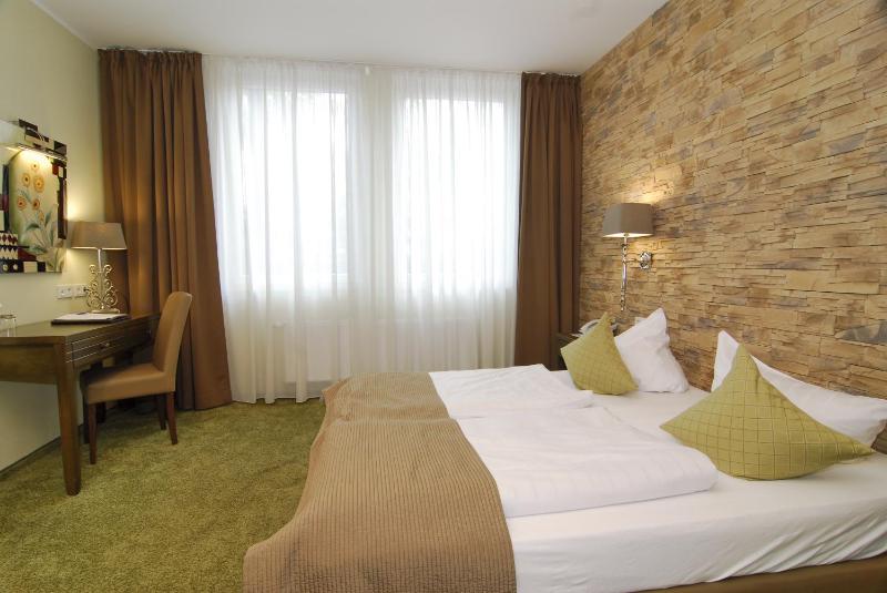 Business Relax Double Room image 3