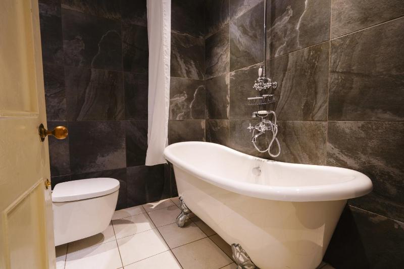 Standard Room image 1