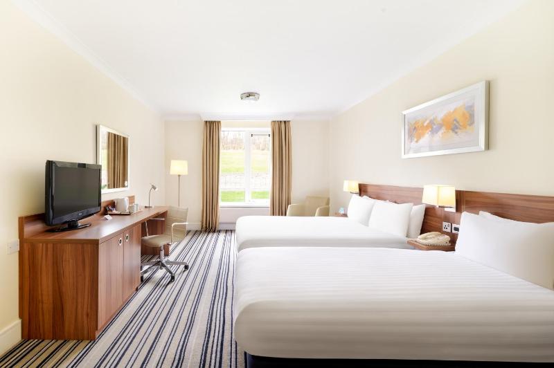 Standard Double Room with Single Sofa Bed image 1