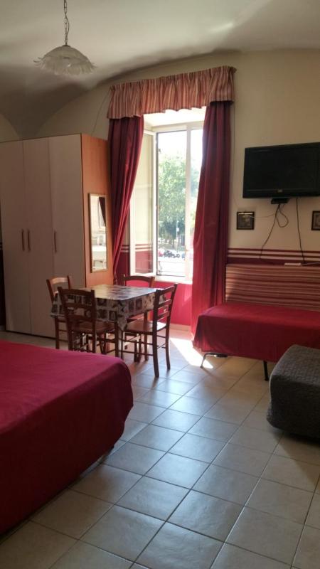 Quadruple Room image 2