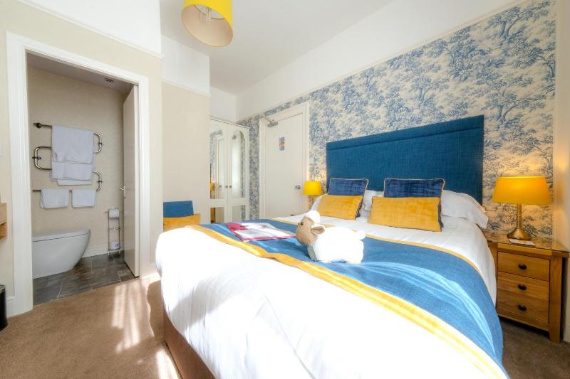 Avondale Guest House - image 22