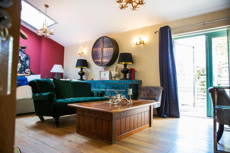 Double Room with Terrace image 4