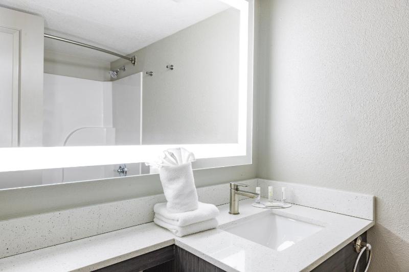 Family Suite - Non-Smoking image 4