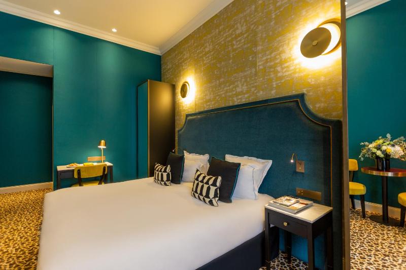 Executive Double or Twin Room image 2
