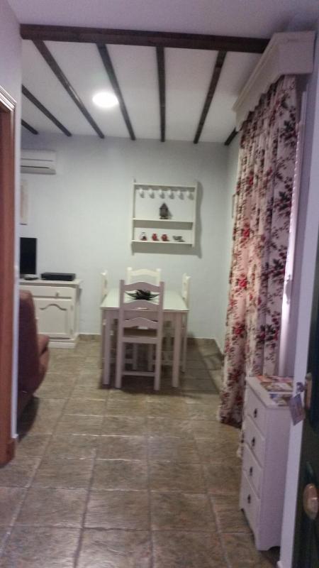 Standard One-Bedroom Apartment image 2