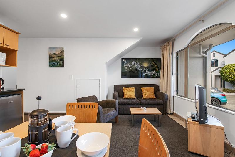Taupo Central Apartment - image 12