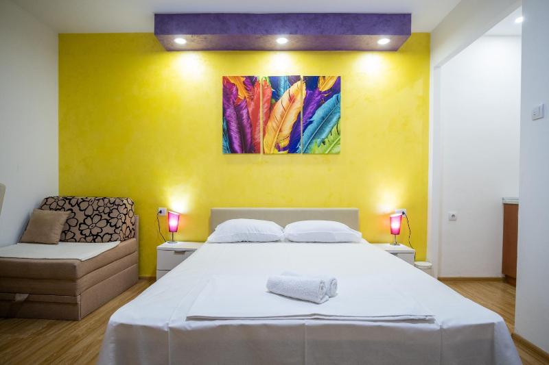 Standard Studio image 4