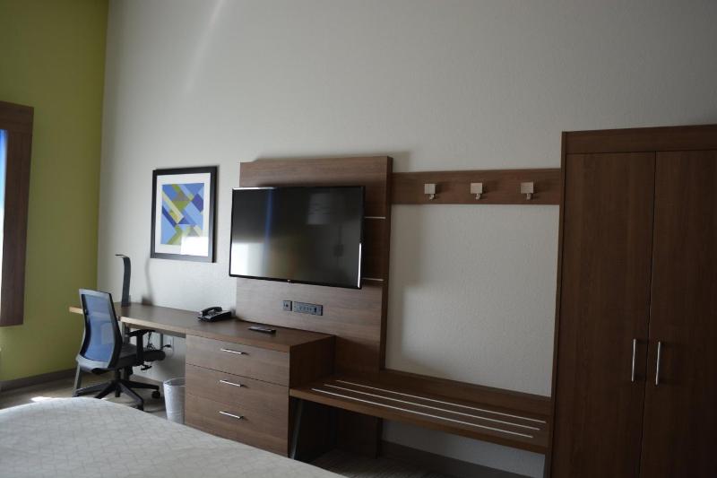 Standard Room image 1