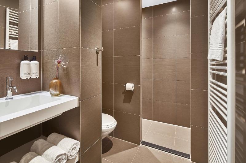 Double or Twin Room image 1