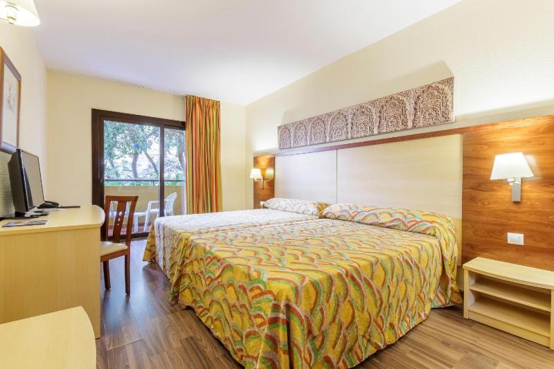 Hotel Best Alcázar - image 24