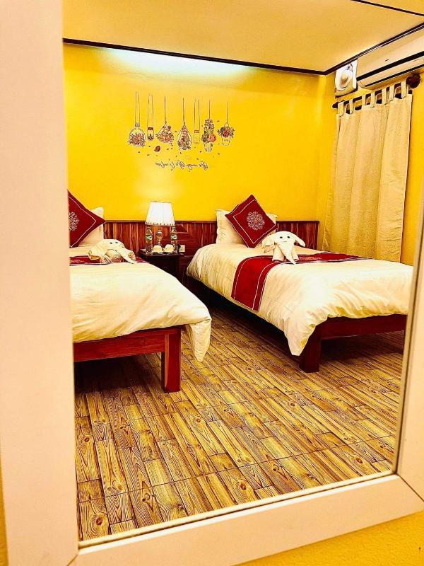Vieng Savanh II Hotel - image 2