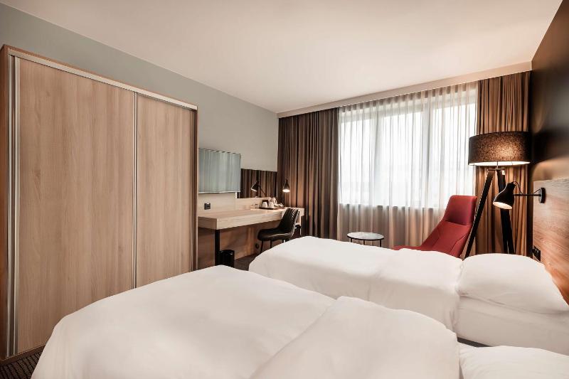 Standard Room image 3