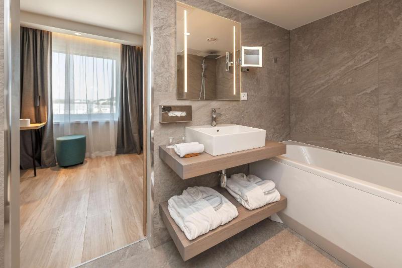 Radisson Hotel Kaunas - image 13