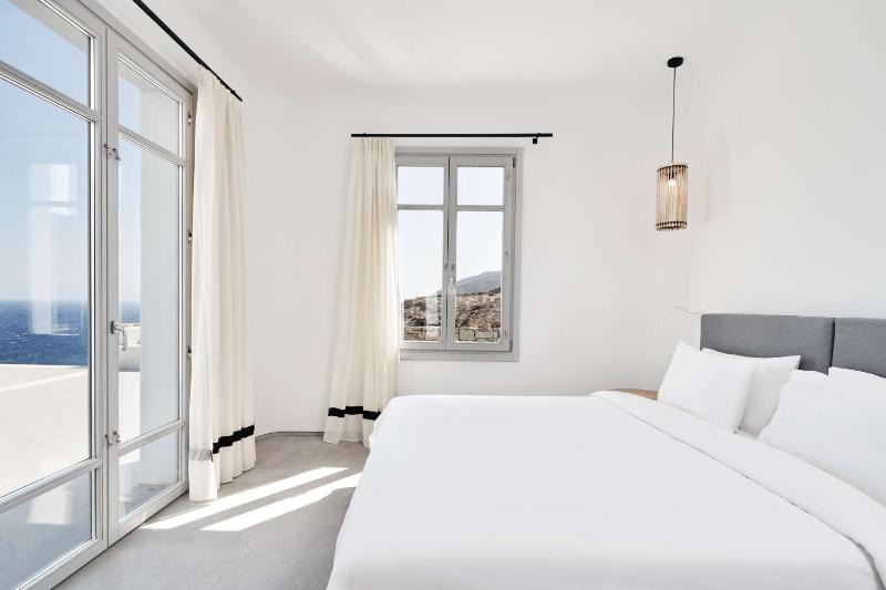 Euphoria Suite with Private Pool – Sea View image 1