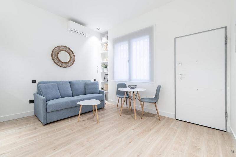 Apartament JES B close to Bernabeu stadium Images