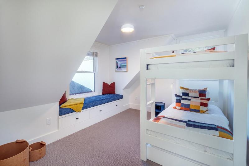 425 Depot Ave home - image 5