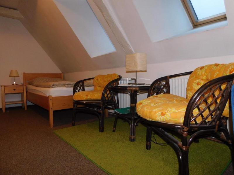 Single Room image 1