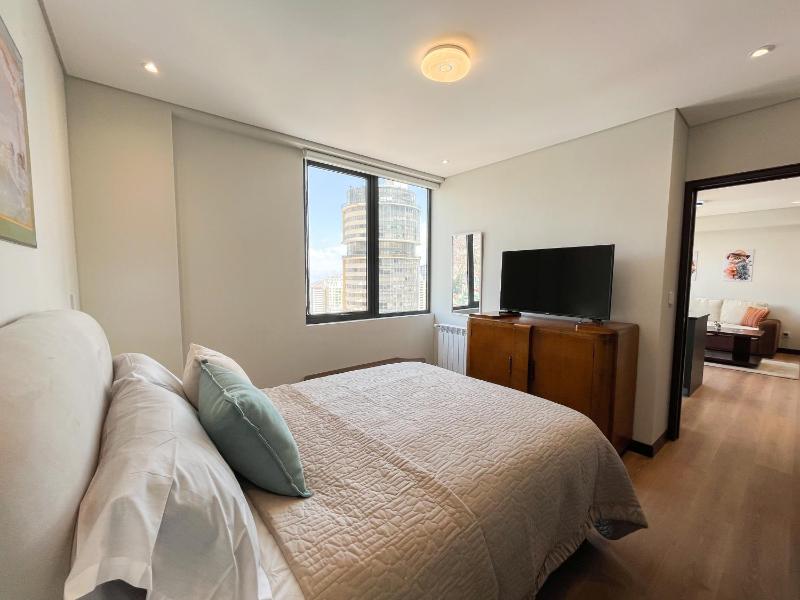 Sky Suites - City Center First Class Apartment - image 7