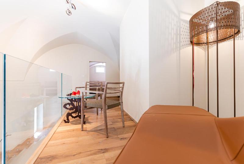 Family Suite - Split Level image 3