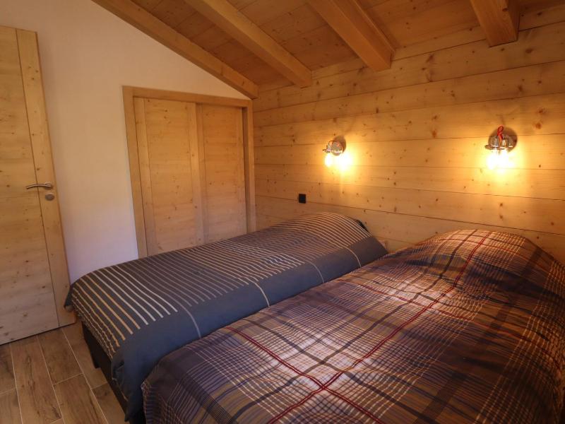 Chalet Neuf Exposé Plein Sud à 600m des Pistes avec Terrasse et Parking - FR-1-623-299 - image 2