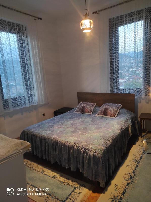Issy Apartment - image 6