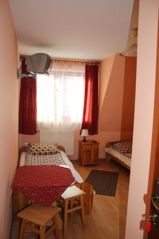 Single Room image 3