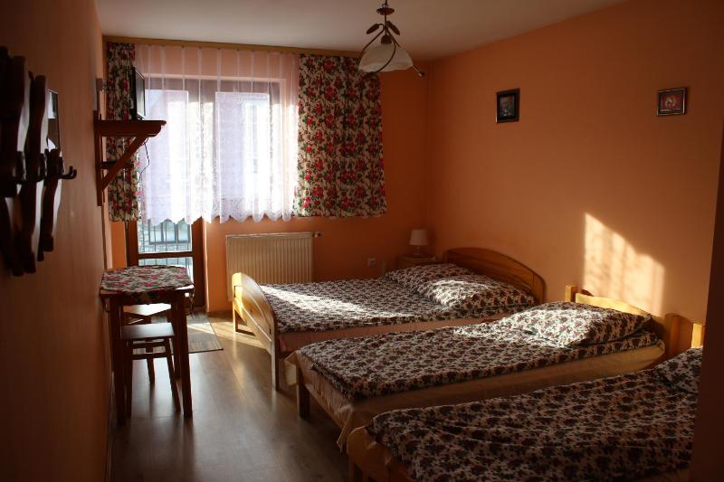 Quadruple Room image 4