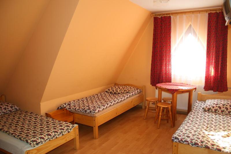Quadruple Room image 2