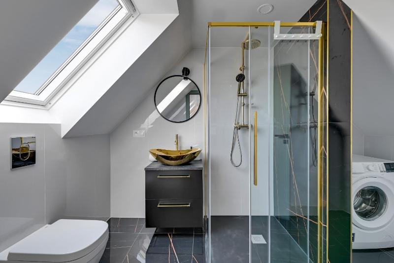 Comfy Sopot Family House by Lion Apartments - image 11