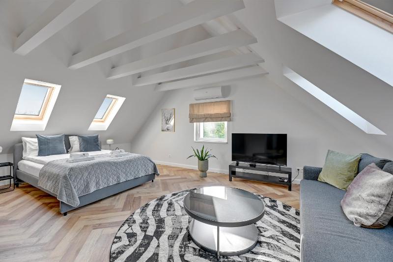Comfy Sopot Family House by Lion Apartments - image 1