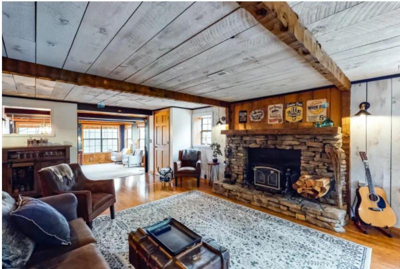 Haleywood Private 125 acres on Lake Douglas with 2 cabins Seasonal Pool Boat Dock Free Ticket! - image 21