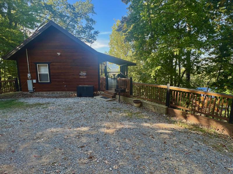 Two-Bedroom House image 2