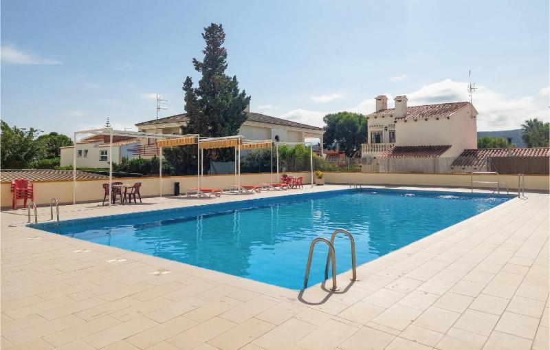 Gorgeous Apartment In Grau I Platja With Wifi - image 16