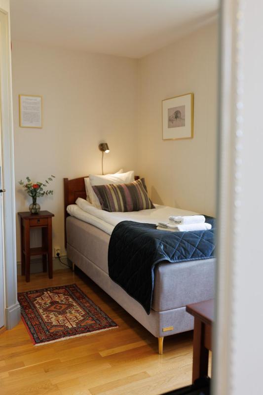 Single Room image 1
