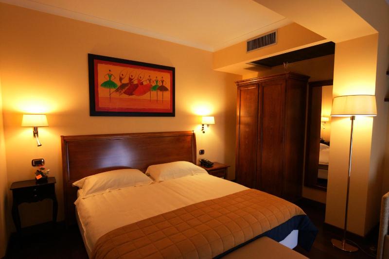 Prestige Double Room image 3