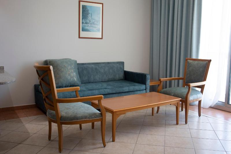 Executive Suite image 1