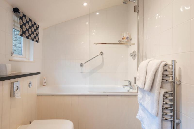 Superior Double or Twin Room image 4