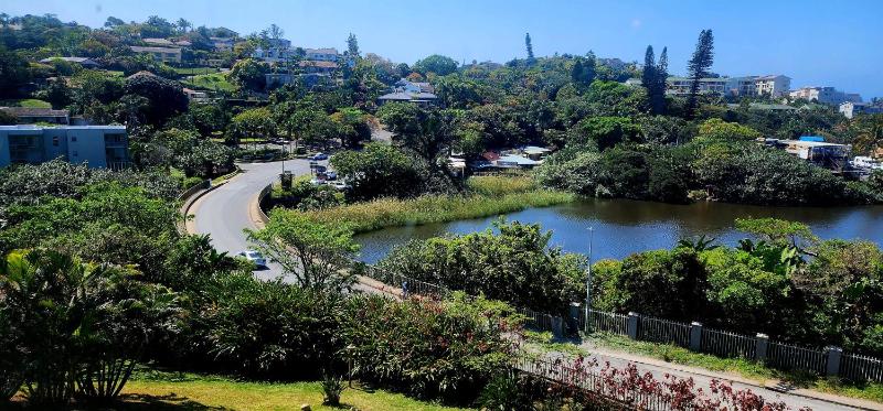 Claridge Heights 305 – Sleeps 5 - Accross from Ramsgate’s main Blue Flag swimming beach Images