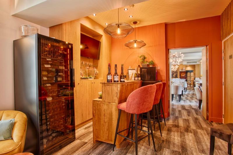 Le Castel Cabourg hôtel & SPA- Restaurant La Calypso - image 39