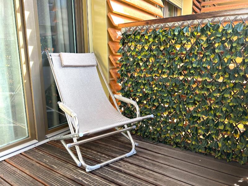 One-Bedroom Apartment image 2