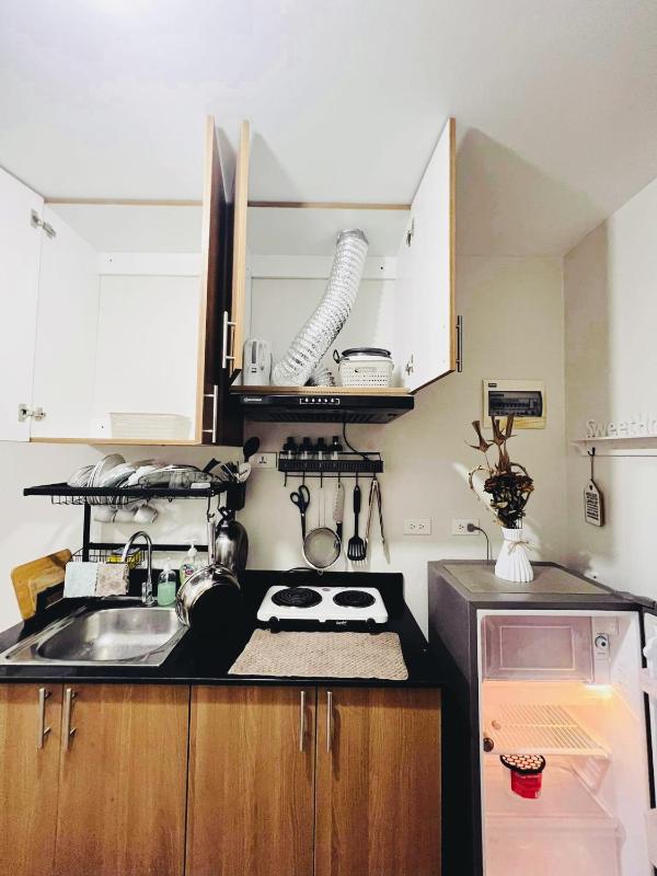 Studio Apartment with Balcony at The Loop Tower - image 11