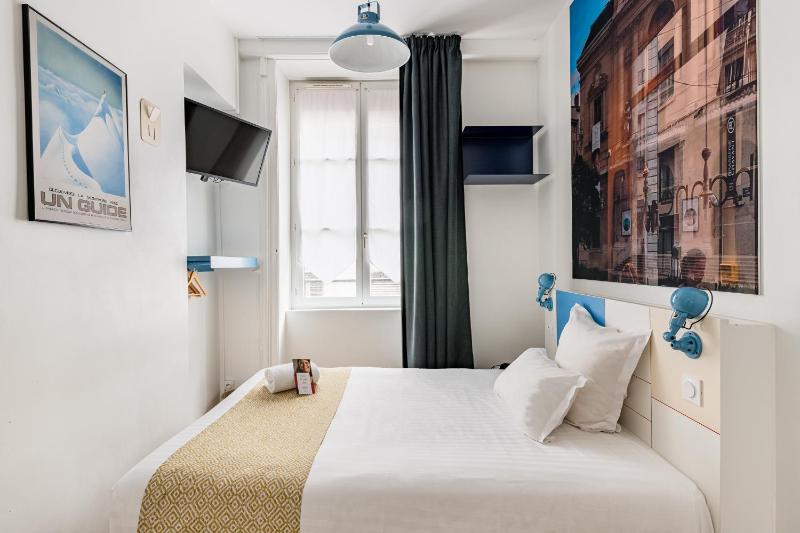 Single Room image 3