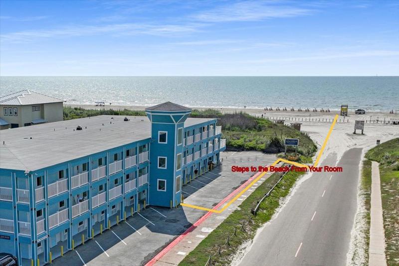 Seaside Boutique Hotel Waves At Your Doorstep - image 3