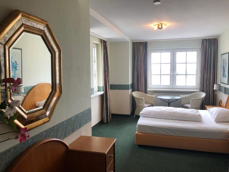 Standard Double Room image 1