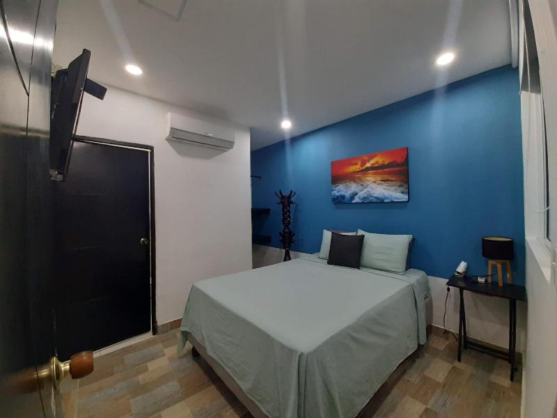 Hotel Sunset Beach - image 14