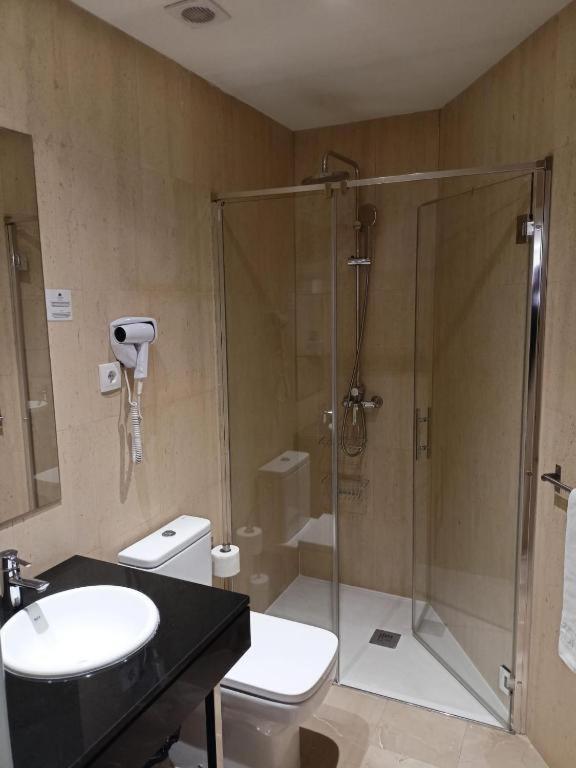 Double Room with Terrace image 4