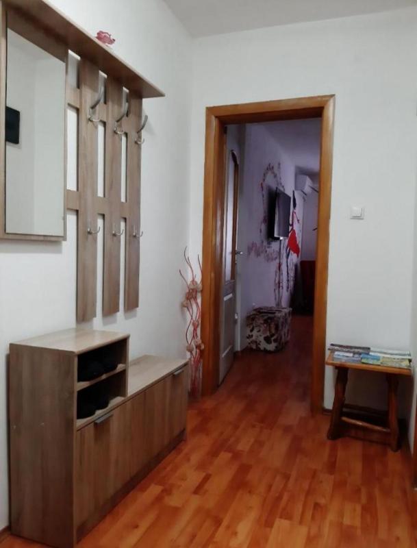 Studio Apartment image 4
